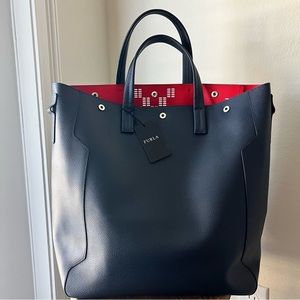 🎊 ⭐️ Host pick ⭐️ NEW FURLA pelle tote bag